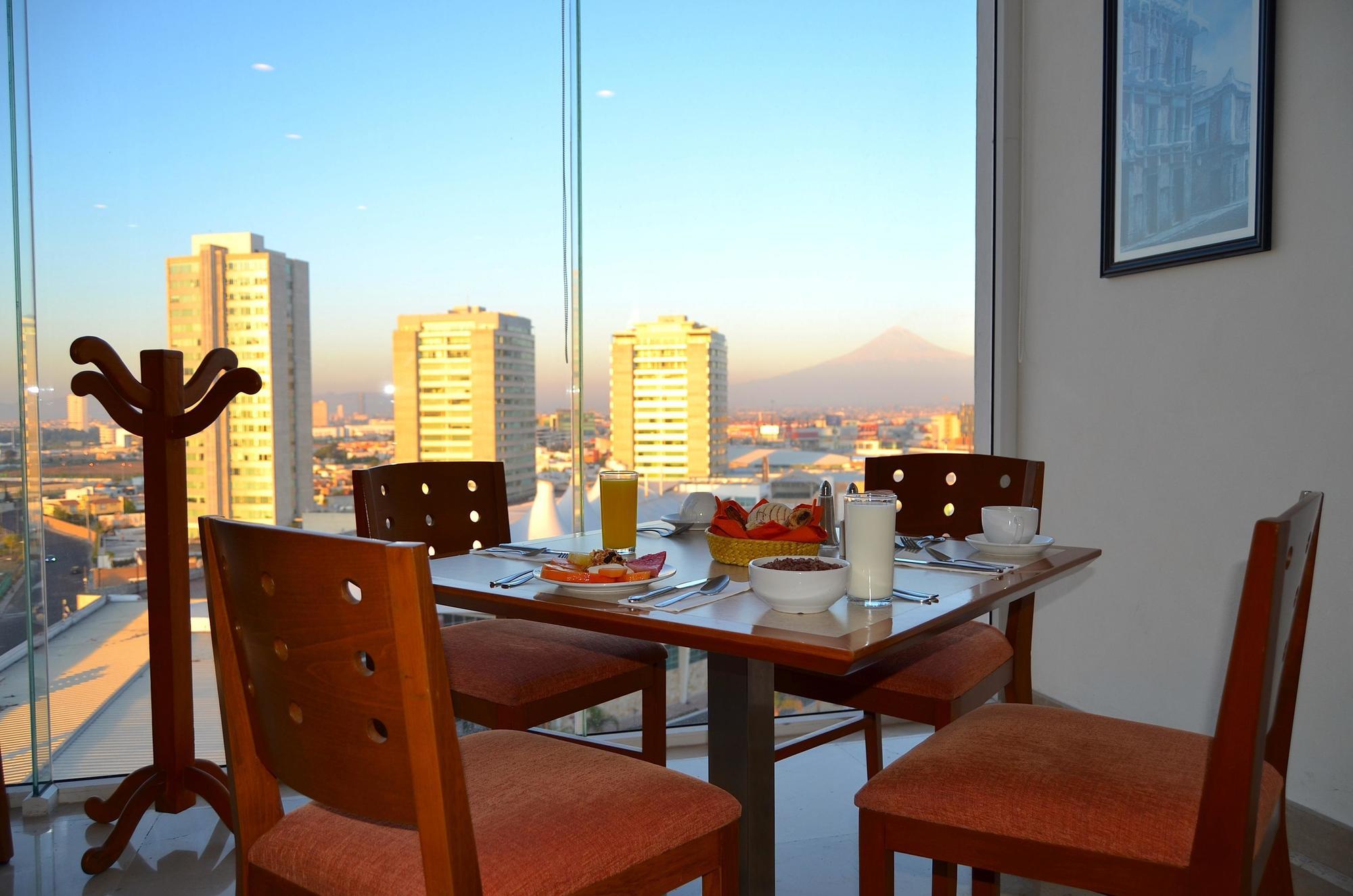 La Quinta By Wyndham Puebla Palmas Angelopolis Otel Dış mekan fotoğraf